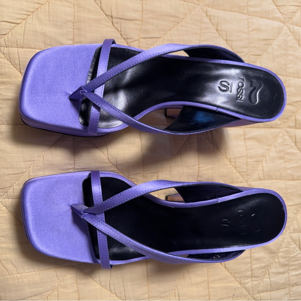 NWT Gianvito Rossi Women's Lavender Wedge  Sandals made in Italy